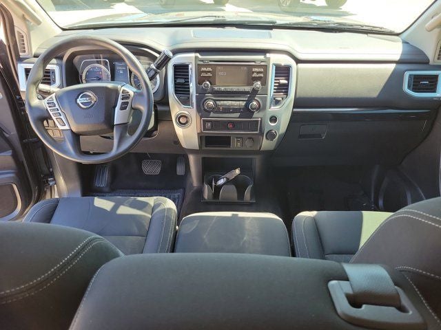 2018 Nissan Titan SV
