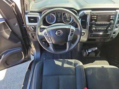 2018 Nissan Titan SV