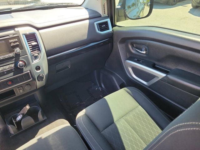2018 Nissan Titan SV