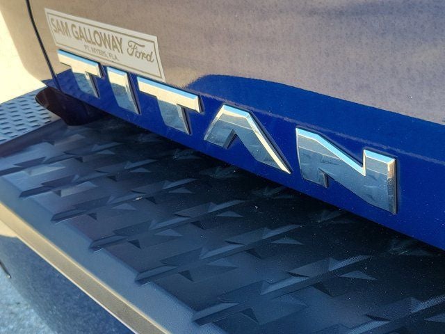 2021 Nissan Titan SV