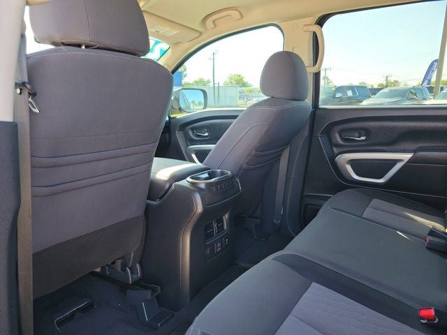 2021 Nissan Titan SV