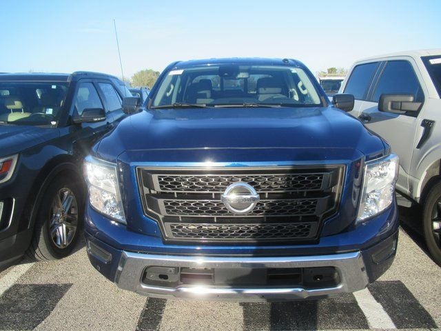2021 Nissan Titan SV