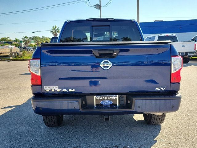 2021 Nissan Titan SV