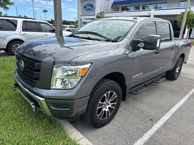 2021 Nissan Titan SV