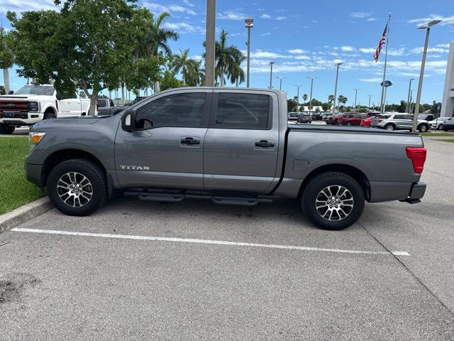 2021 Nissan Titan SV
