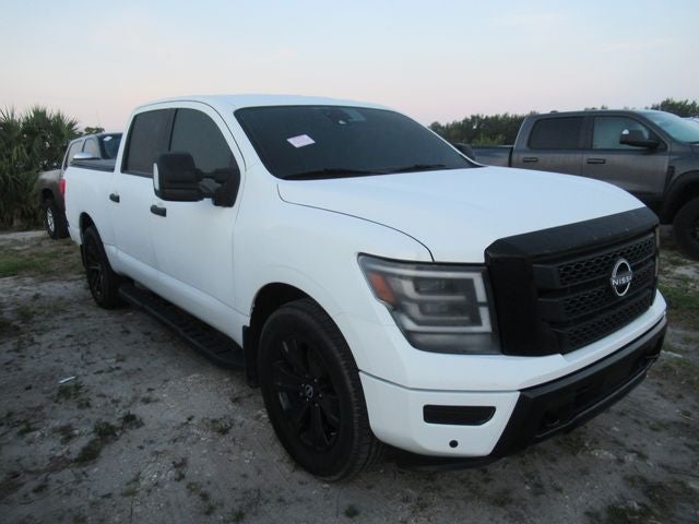 2024 Nissan Titan SV