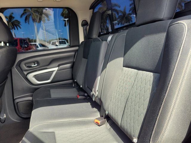2018 Nissan Titan SV