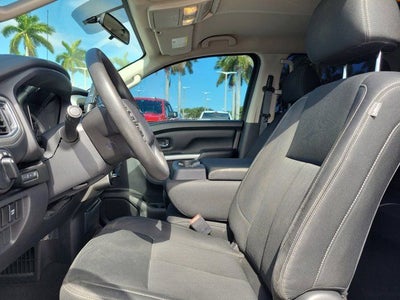 2018 Nissan Titan SV