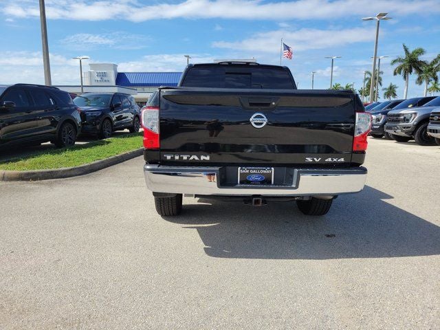 2018 Nissan Titan SV