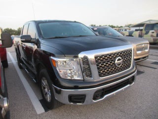 2018 Nissan Titan SV