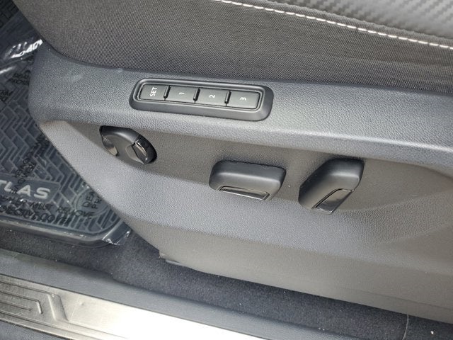 2023 Volkswagen Atlas Cross Sport 3.6L V6 SEL