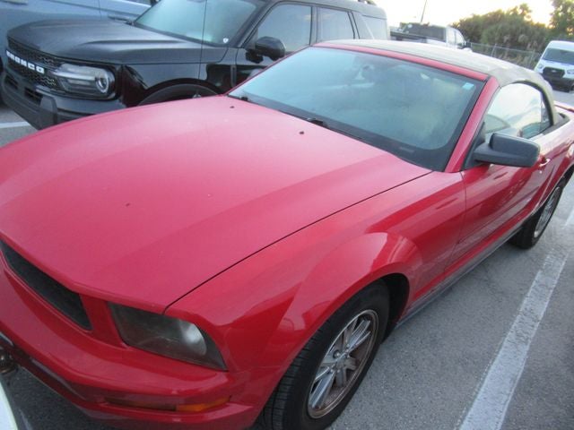 2008 Ford Mustang V6 Deluxe