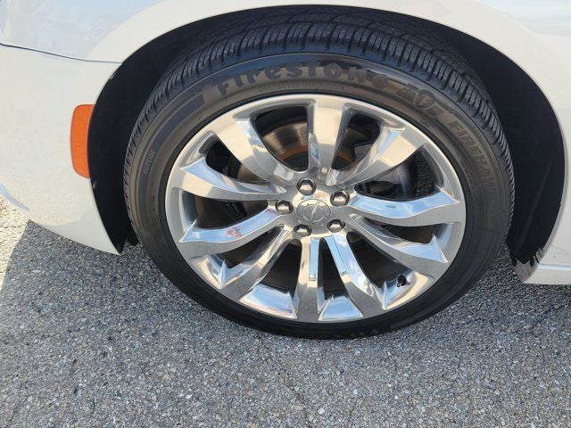 2015 Chrysler 300 C
