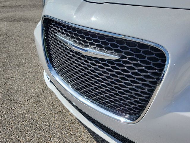 2015 Chrysler 300 C