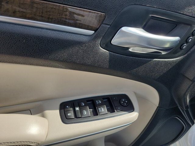 2015 Chrysler 300 C