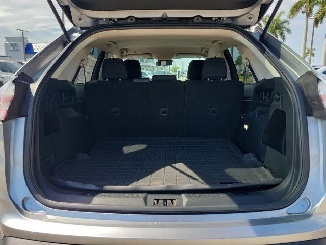 2020 Ford Edge SE