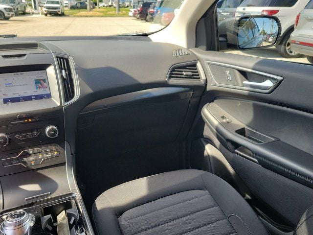 2020 Ford Edge SE