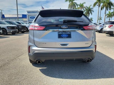 2020 Ford Edge SE