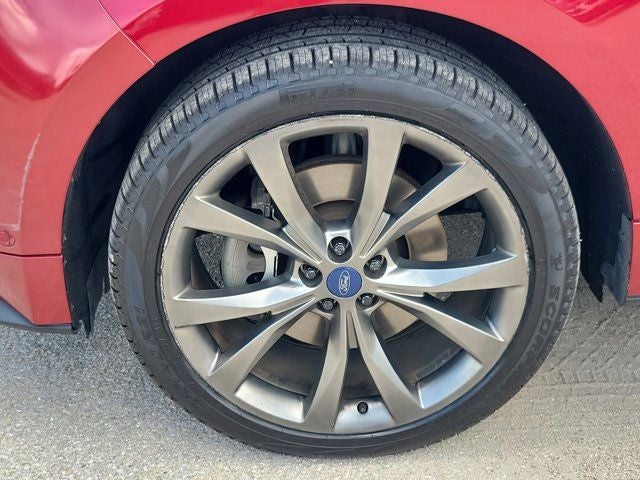 2016 Ford Edge Sport