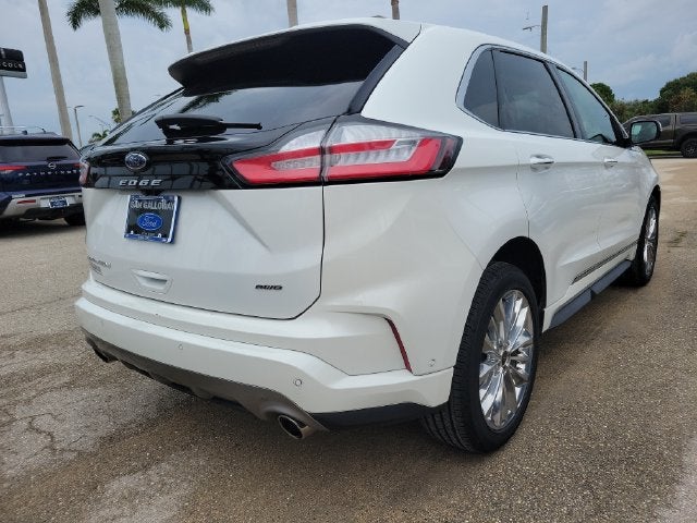 2022 Ford Edge Titanium