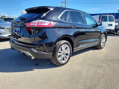 2023 Ford Edge Titanium