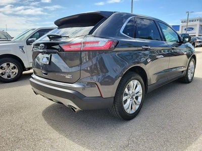 2020 Ford Edge Titanium