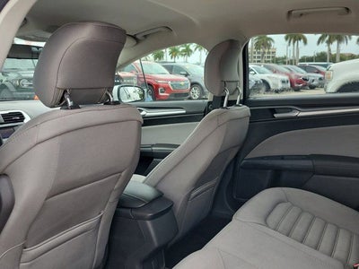 2014 Ford Fusion S
