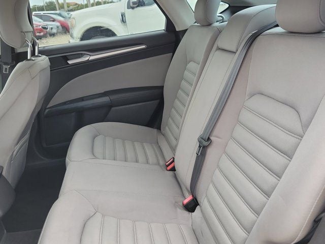 2014 Ford Fusion S