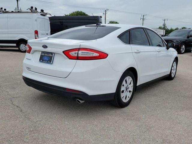 2014 Ford Fusion S