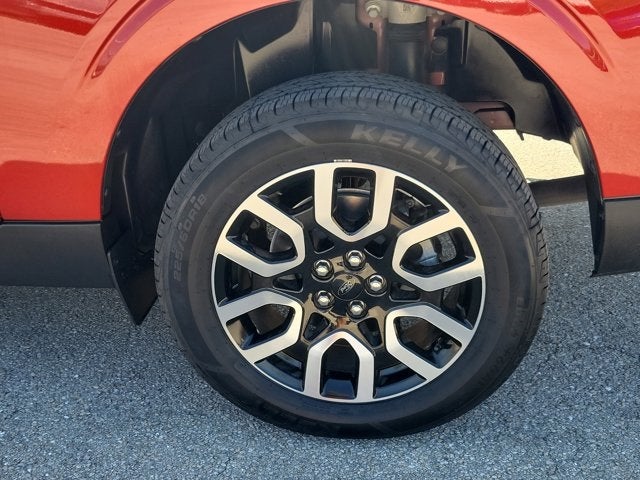 2023 Ford Maverick Lariat