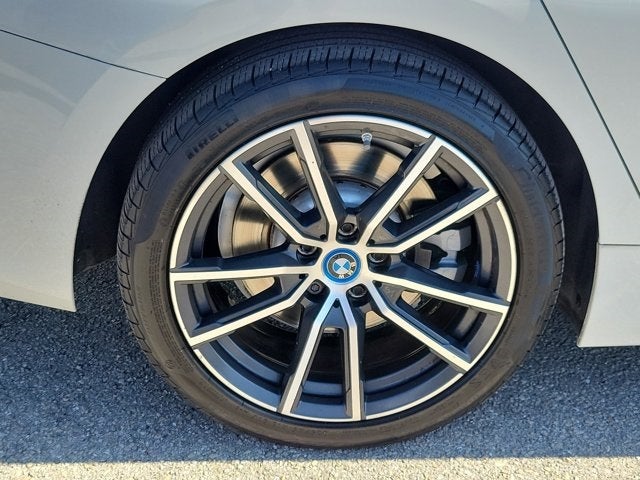 2022 BMW 3 Series 330e iPerformance