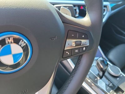 2022 BMW 3 Series 330e iPerformance