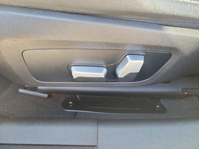 2022 BMW 3 Series 330e iPerformance