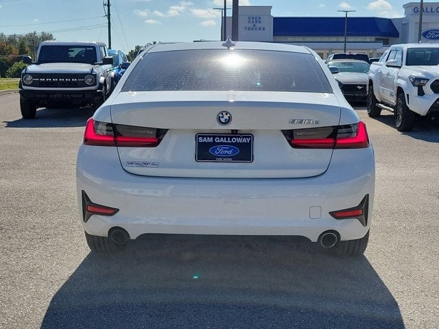 2022 BMW 3 Series 330e iPerformance