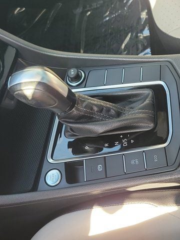 2020 Volkswagen Jetta R-Line