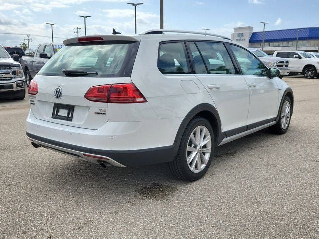 2017 Volkswagen Golf Alltrack TSI SE 4Motion