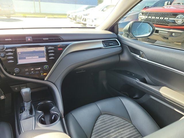 2018 Toyota Camry SE