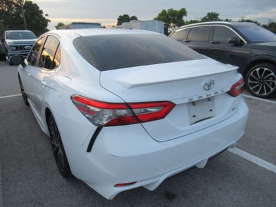 2018 Toyota Camry SE