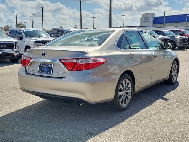 2017 Toyota Camry Hybrid SE