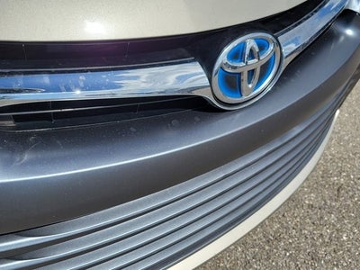 2017 Toyota Camry Hybrid SE