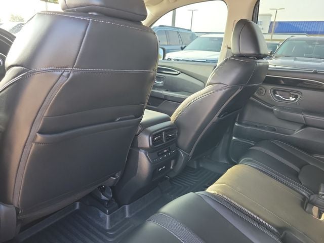 2023 Honda Pilot Touring