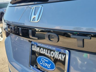 2023 Honda Pilot Touring
