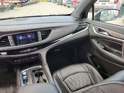 2022 Buick Enclave Avenir