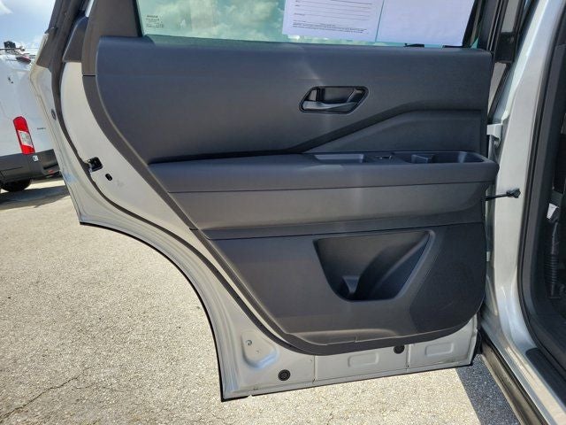 2025 Nissan Pathfinder S