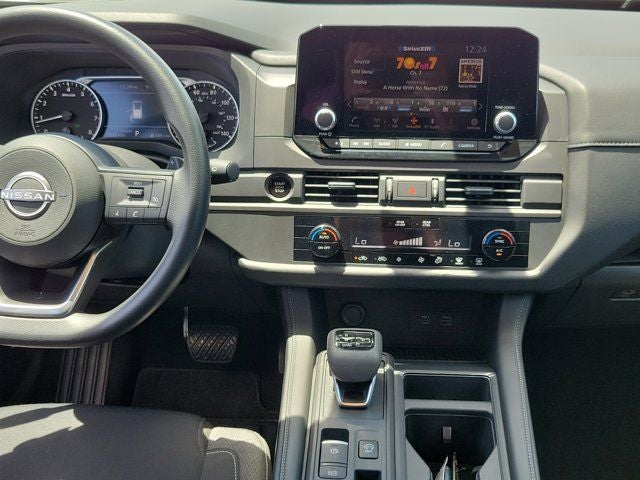 2025 Nissan Pathfinder S