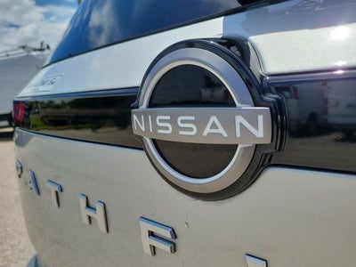2025 Nissan Pathfinder S