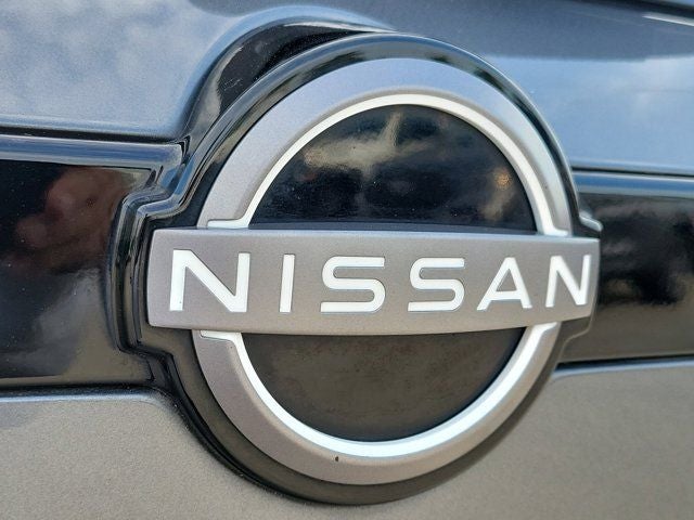 2023 Nissan Pathfinder SV