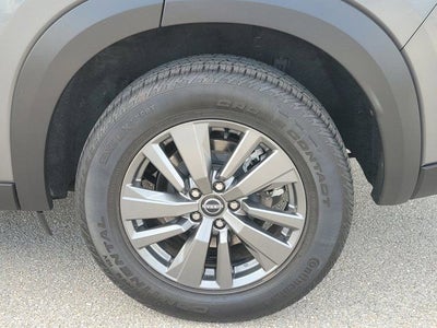 2023 Nissan Pathfinder SV