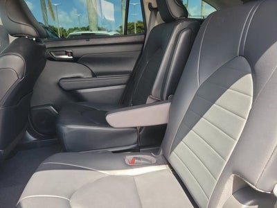 2023 Toyota Highlander XLE
