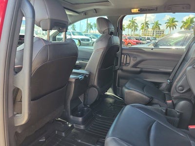 2022 Toyota Sienna XSE 7 Passenger